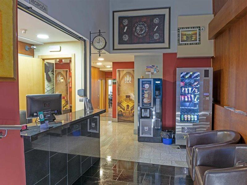 Hotel Alda Cardena Burgo 外观 照片