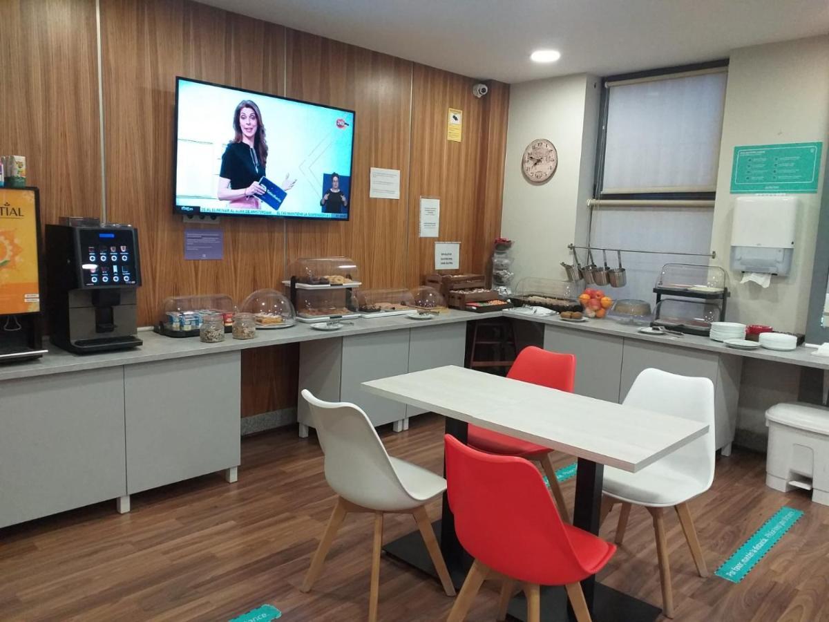 Hotel Alda Cardena Burgo 外观 照片