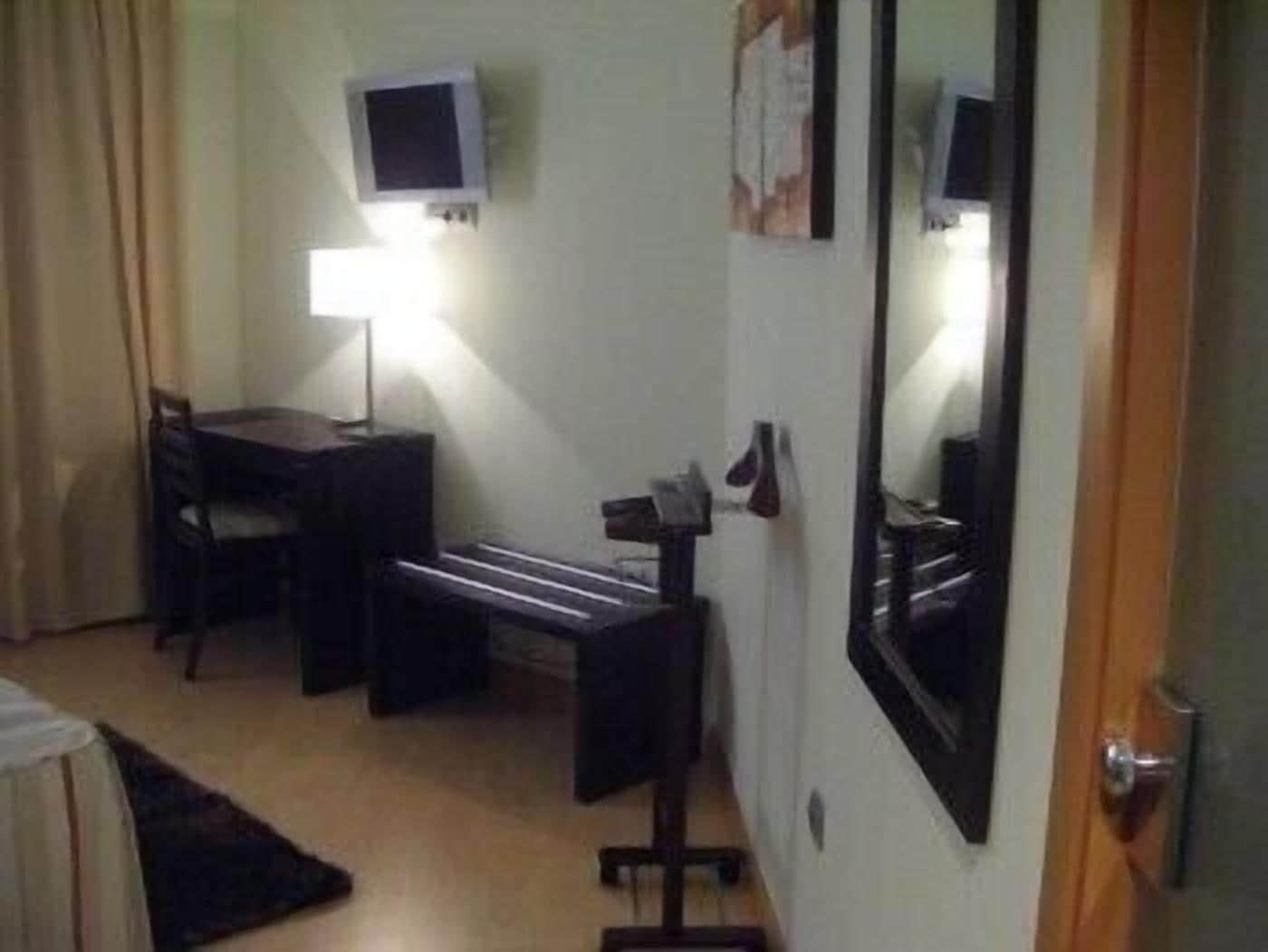 Hotel Alda Cardena Burgo 外观 照片