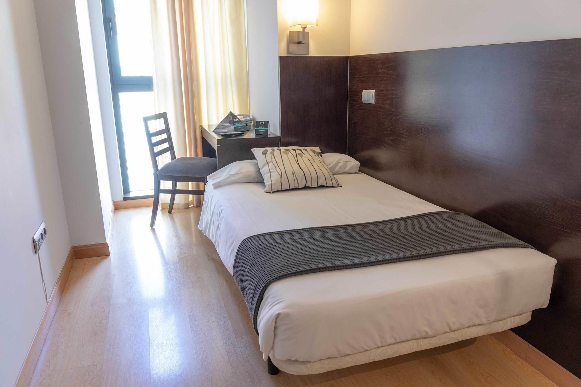 Hotel Alda Cardena Burgo 外观 照片