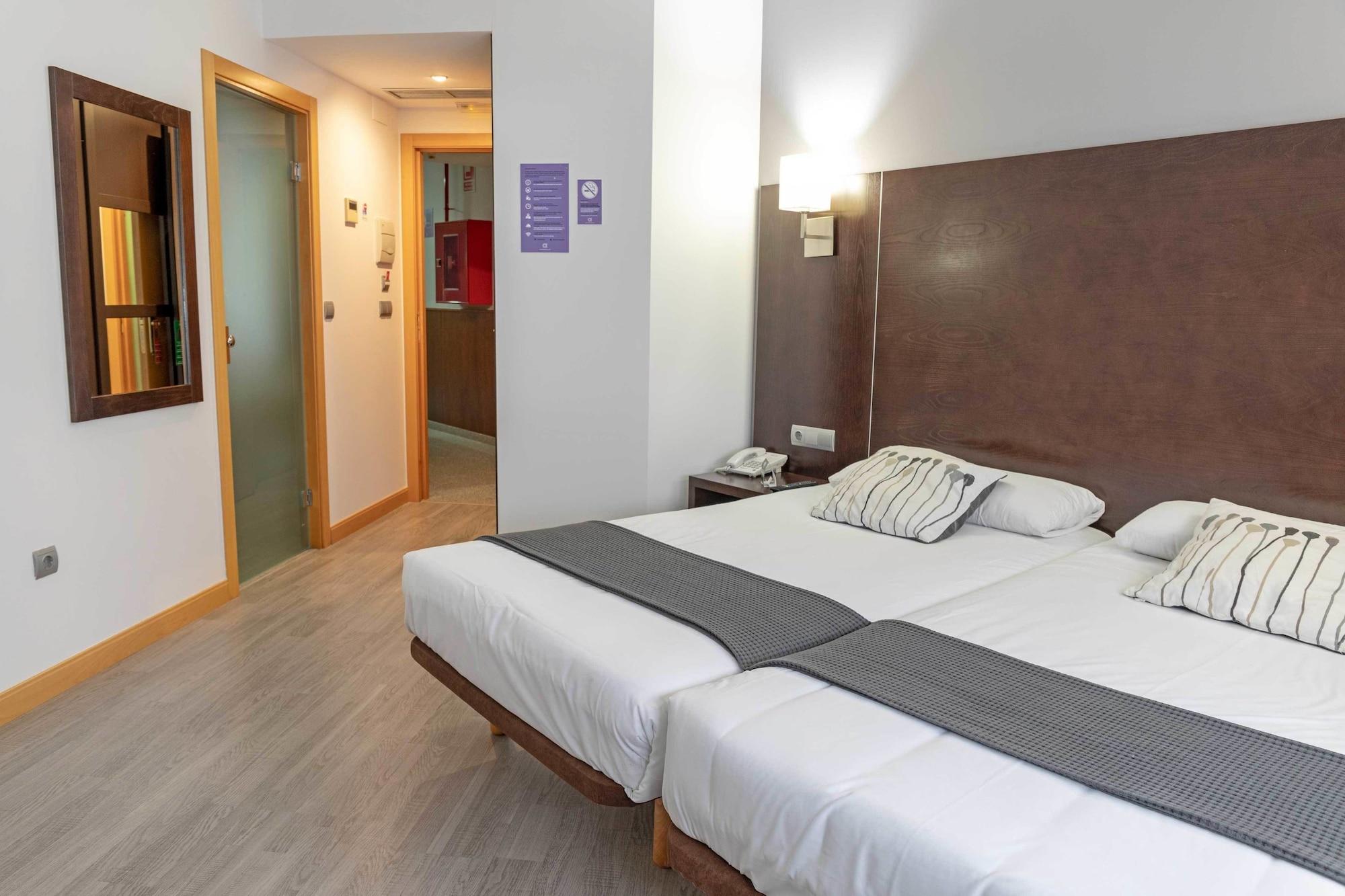 Hotel Alda Cardena Burgo 外观 照片