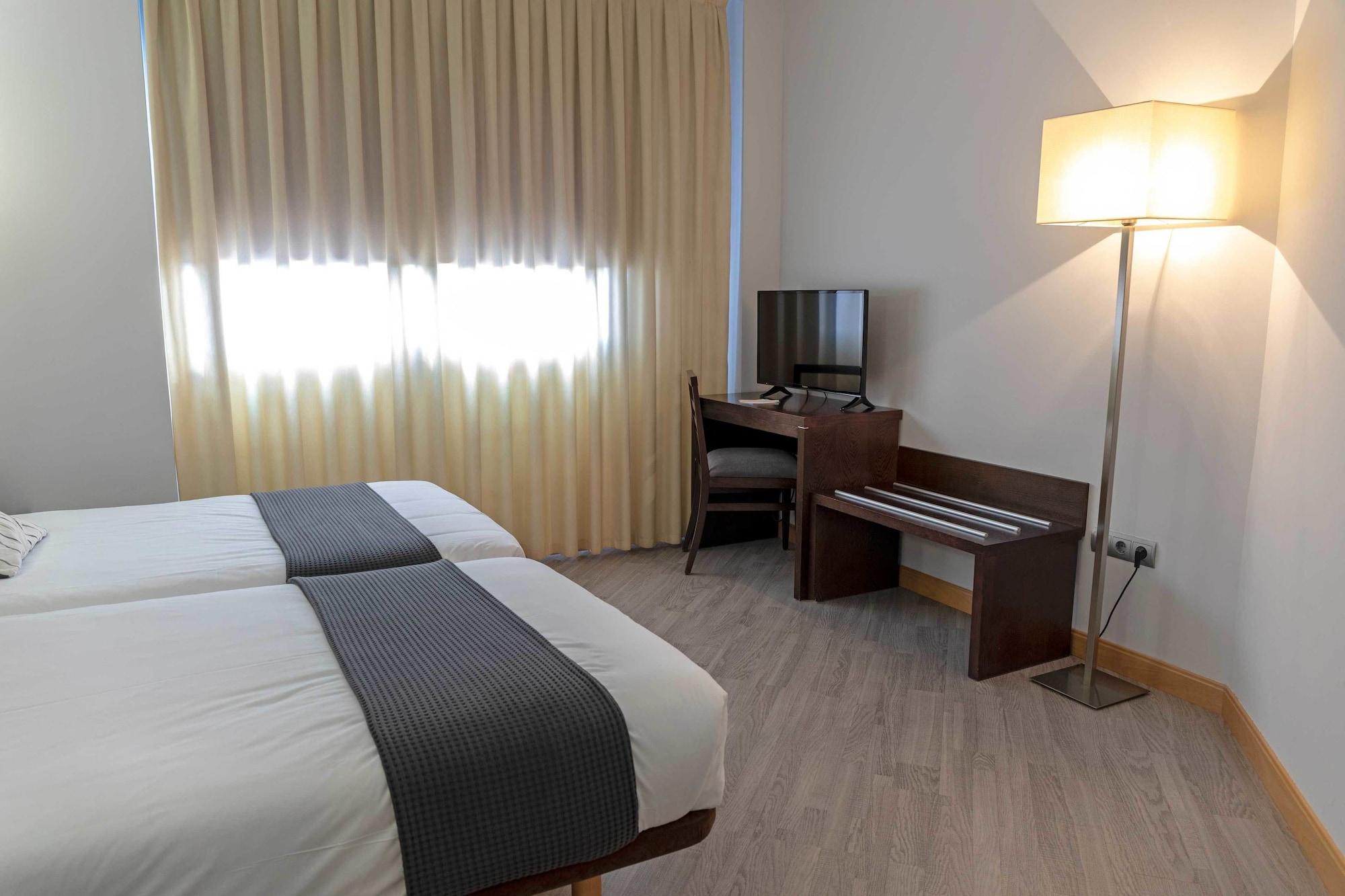 Hotel Alda Cardena Burgo 外观 照片