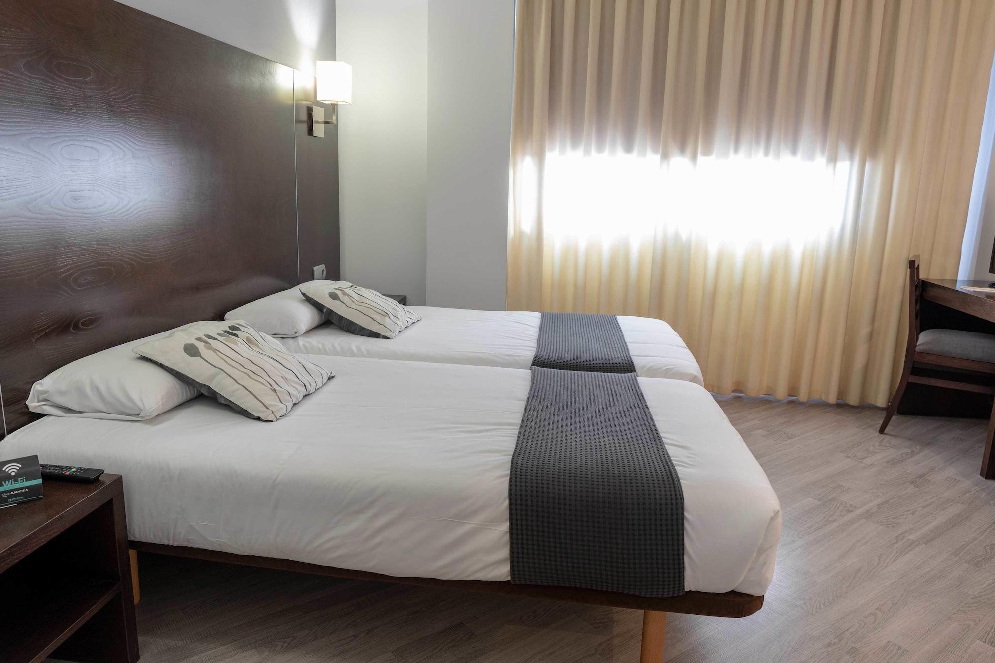 Hotel Alda Cardena Burgo 外观 照片
