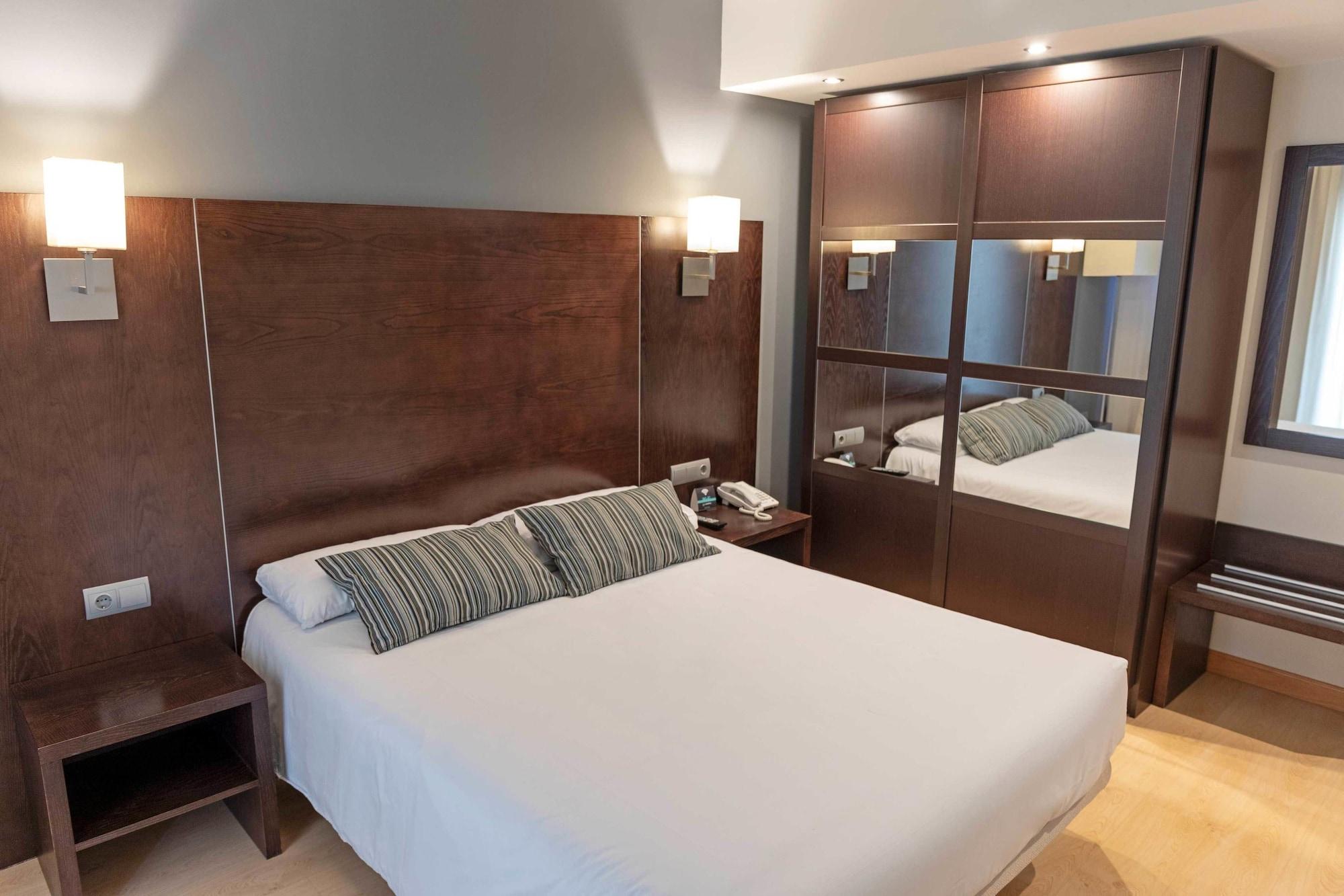 Hotel Alda Cardena Burgo 外观 照片