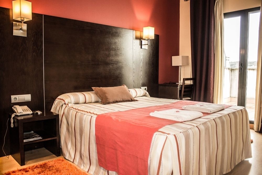 Hotel Alda Cardena Burgo 外观 照片