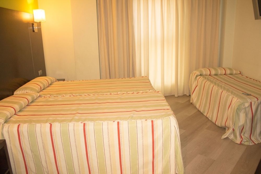 Hotel Alda Cardena Burgo 外观 照片